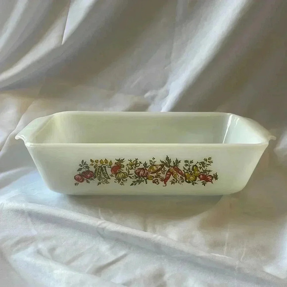 Anchor Hocking Other - Vintage Anchor Hocking Fire King Vegetable Baking Dish